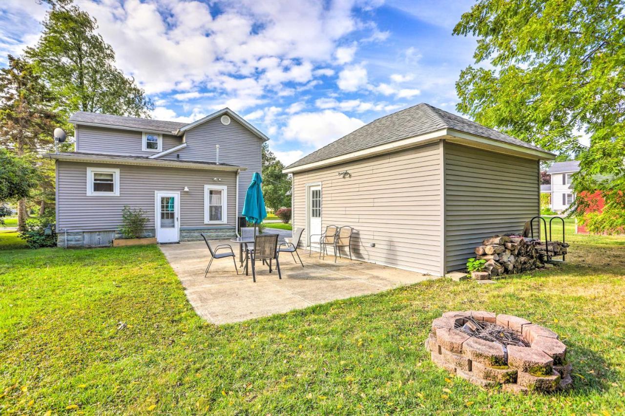 Sweetwater Hideaway - Blocks To Lake Erie! Port Clinton Eksteriør bilde